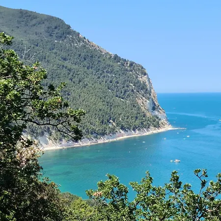 公寓 Belvedere Rosa - Self-catering With Pool And Views 莫利亚诺