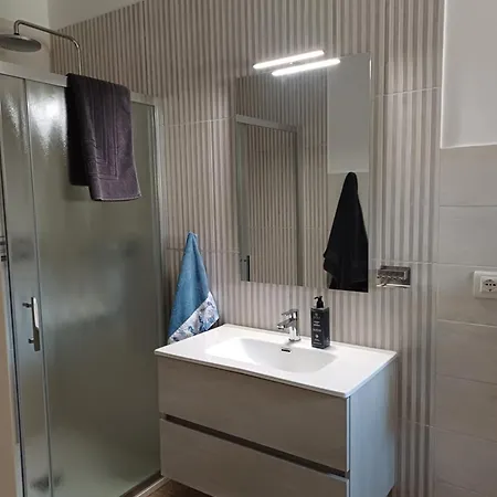 公寓 Belvedere Rosa - Self-catering With Pool And Views 莫利亚诺