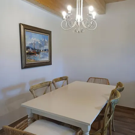 公寓 Belvedere Rosa - Self-catering With Pool And Views 莫利亚诺