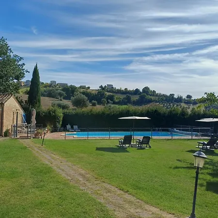 Belvedere Rosa - Self-catering With Pool And Views Apartament Mogliano