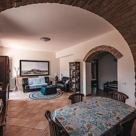 Belvedere Rosa - Self-catering With Pool And Views Mogliano